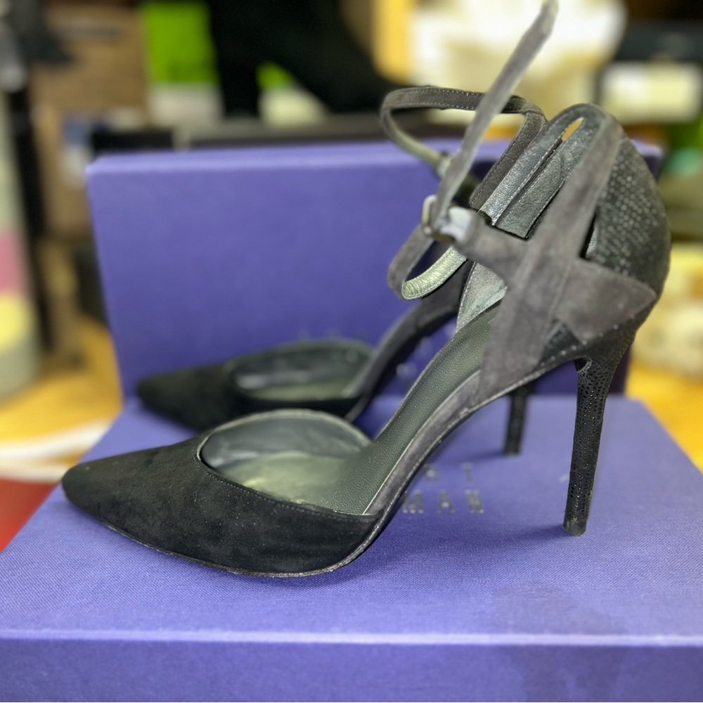 Beautiful Stuart Weitzman's Stilettos